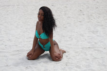 Load image into Gallery viewer, Hot Girl 2 piece set
